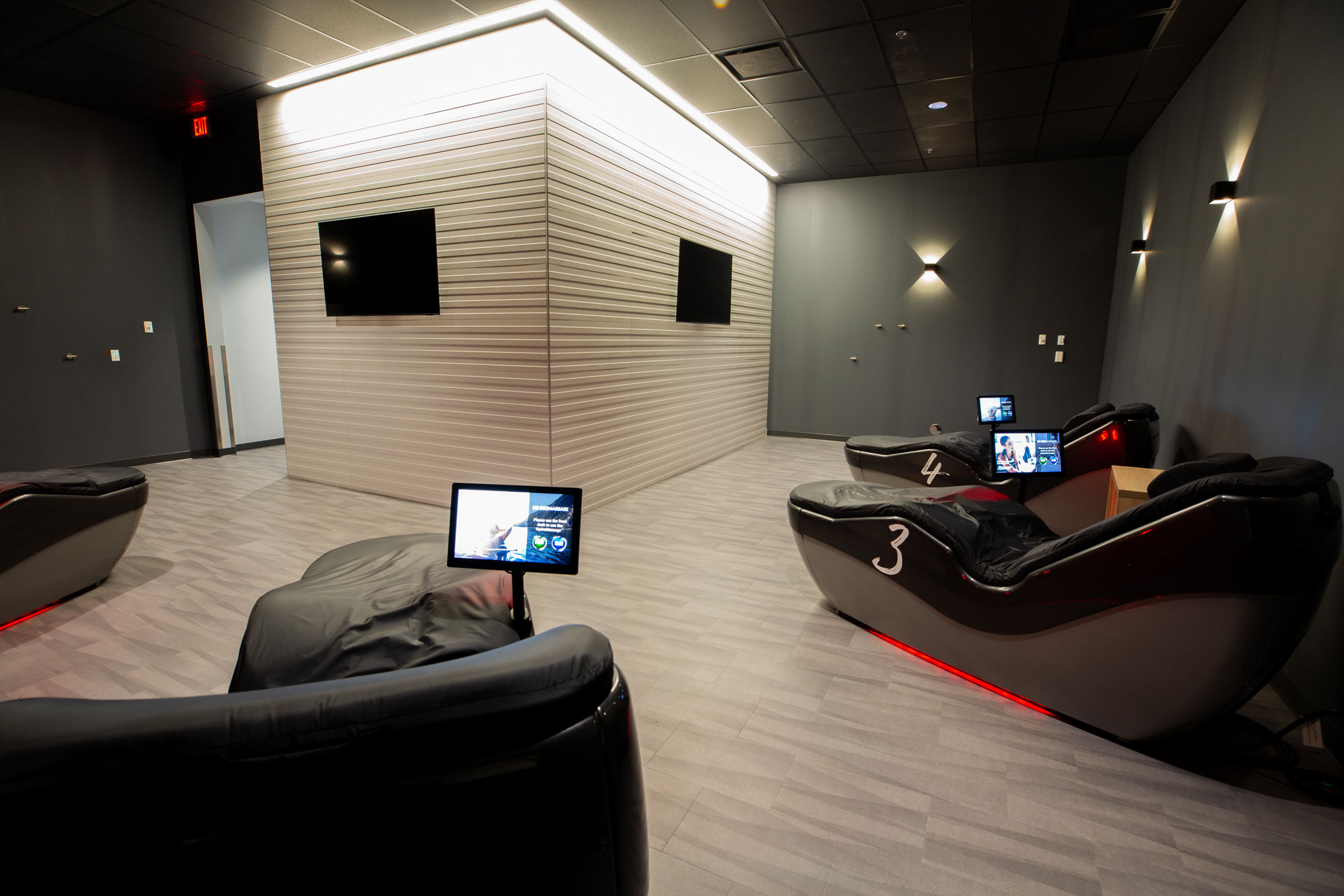VASA Fitness Hydro Massage Lounge